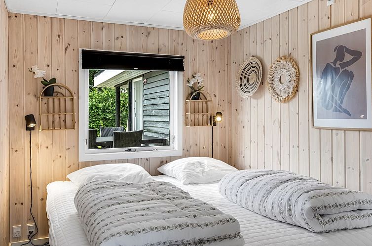 Vakantiehuis "Adia" - 500m from the sea