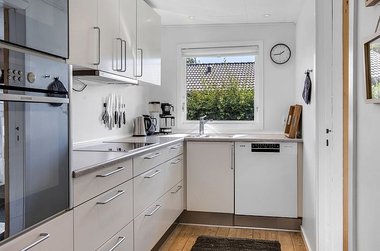 Vakantiehuis "Adia" - 500m from the sea