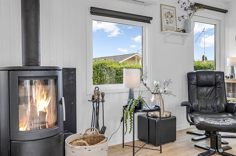 Vakantiehuis "Adia" - 500m from the sea