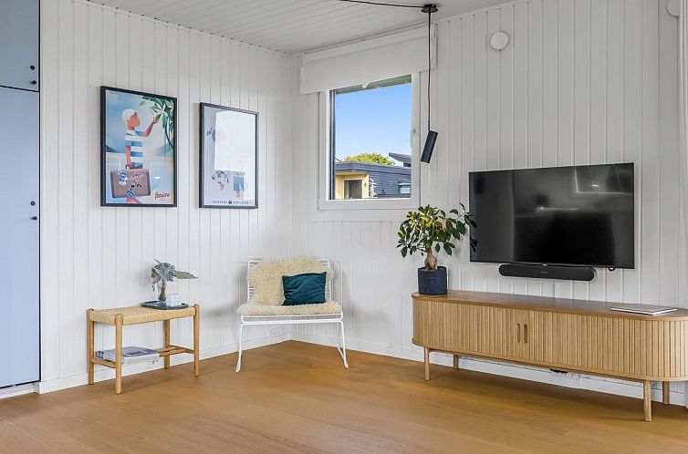 Vakantiehuis "Hubertina" - 75m from the sea