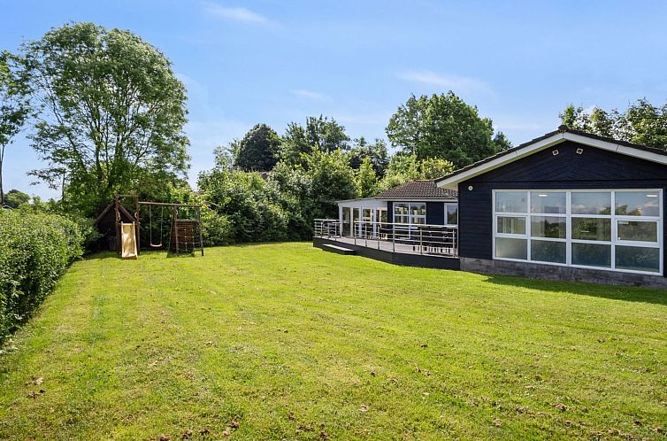 Vakantiehuis "Peder" - 950m from the sea