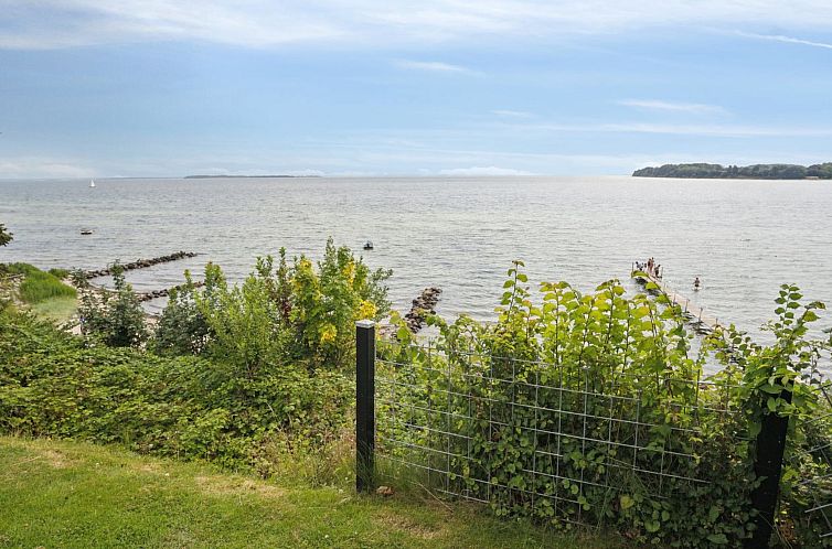 Vakantiehuis "Reinhard" - 50m from the sea