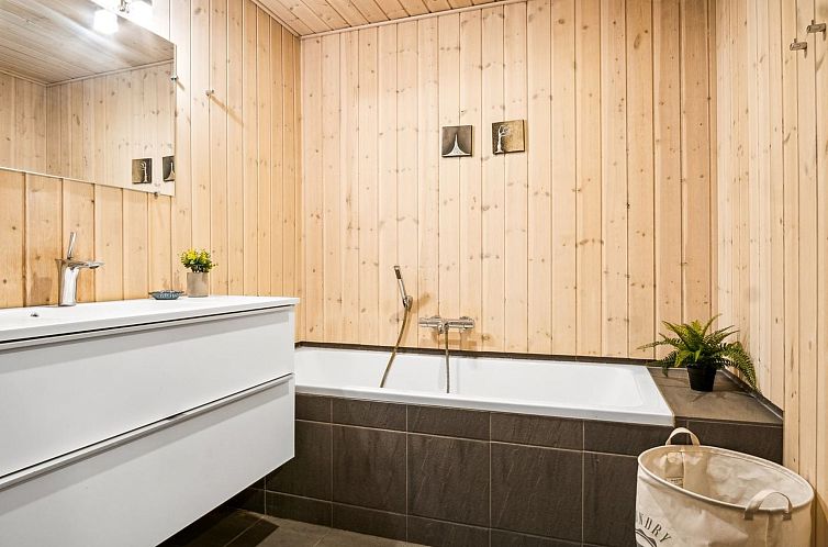 Vakantiehuis "Reinhard" - 50m from the sea