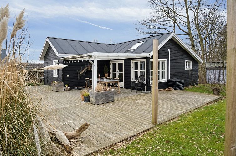 Vakantiehuis "Aksinja" - 700m from the sea
