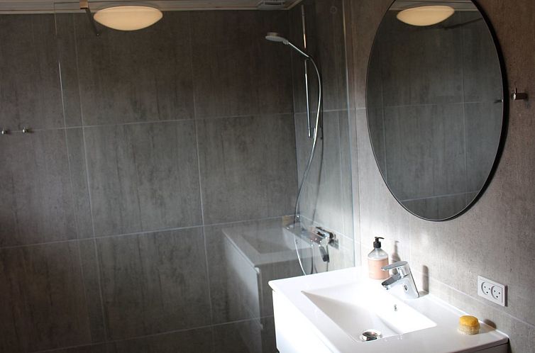 Vakantiehuis "Serey" - 500m from the sea