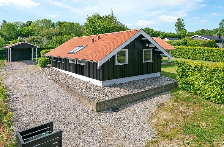 Vakantiehuis "Dea" - 850m from the sea