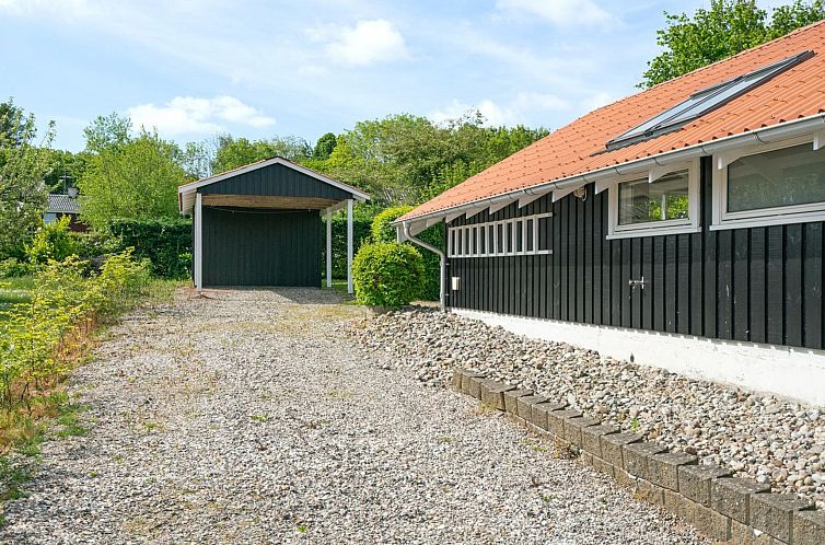 Vakantiehuis "Dea" - 850m from the sea