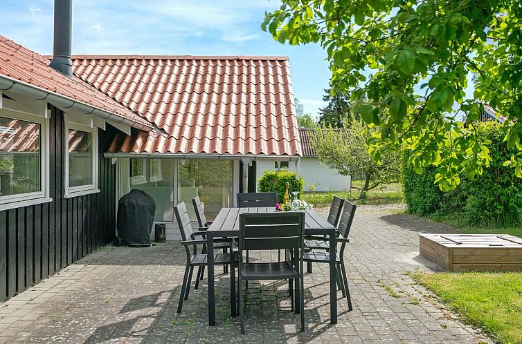 Vakantiehuis "Dea" - 850m from the sea