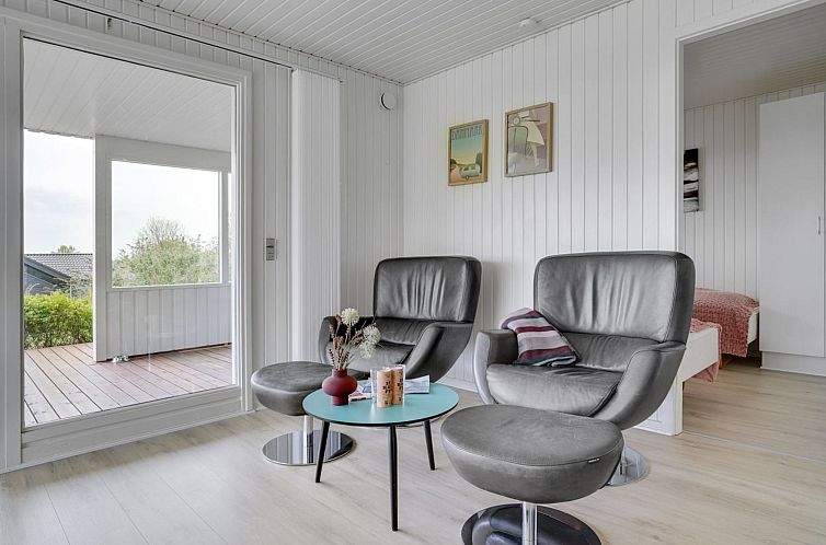 Vakantiehuis "Ankarl" - 700m from the sea