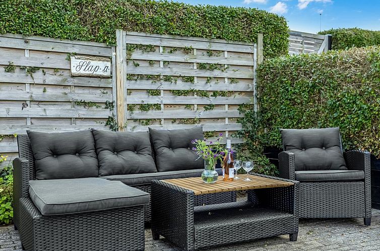 Vakantiehuis "Majbritt" - 50m from the sea