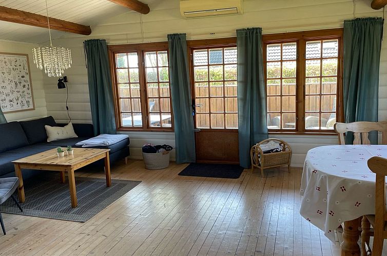 Vakantiehuis "Reimund" - 400m from the sea