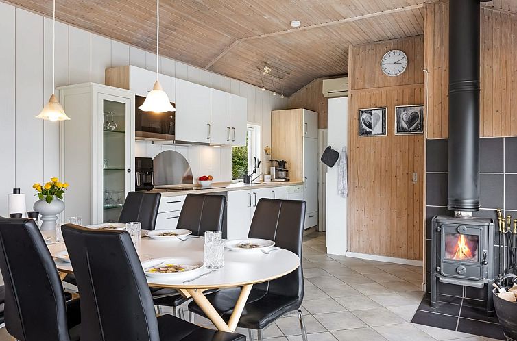 Vakantiehuis "Arnia" - 250m from the sea