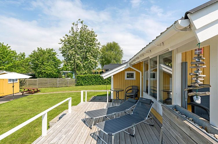 Vakantiehuis "Albantine" - 150m from the sea