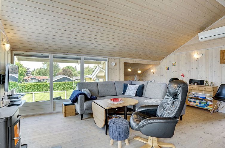 Vakantiehuis "Albantine" - 150m from the sea