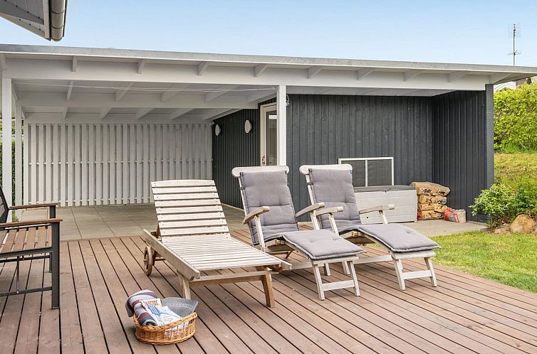 Vakantiehuis "Ankarl" - 700m from the sea