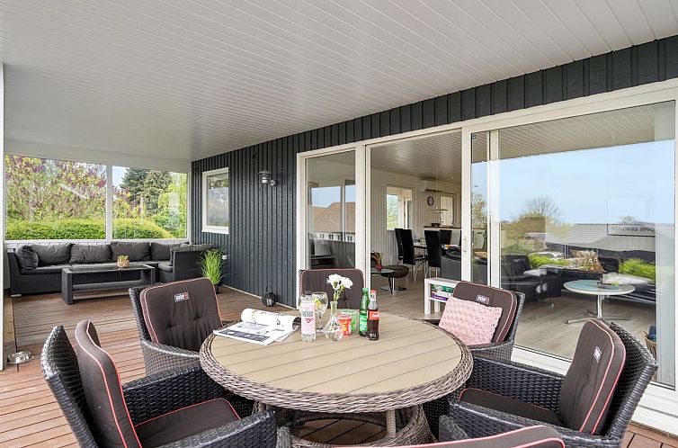 Vakantiehuis "Ankarl" - 700m from the sea