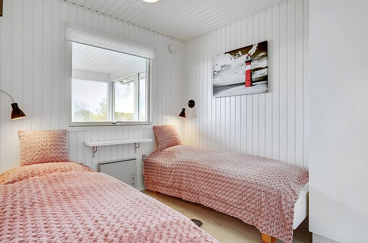 Vakantiehuis "Ankarl" - 700m from the sea