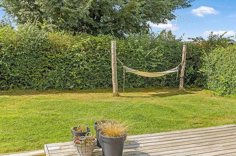 Vakantiehuis "Adia" - 500m from the sea