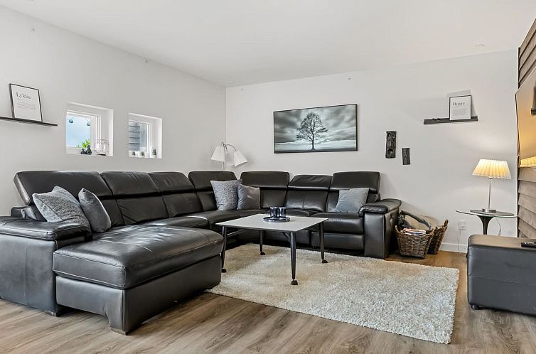 Vakantiehuis "Adser" - 300m from the sea