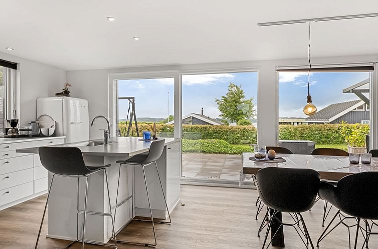 Vakantiehuis "Adser" - 300m from the sea