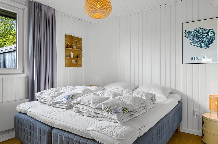 Vakantiehuis "Hubertina" - 75m from the sea