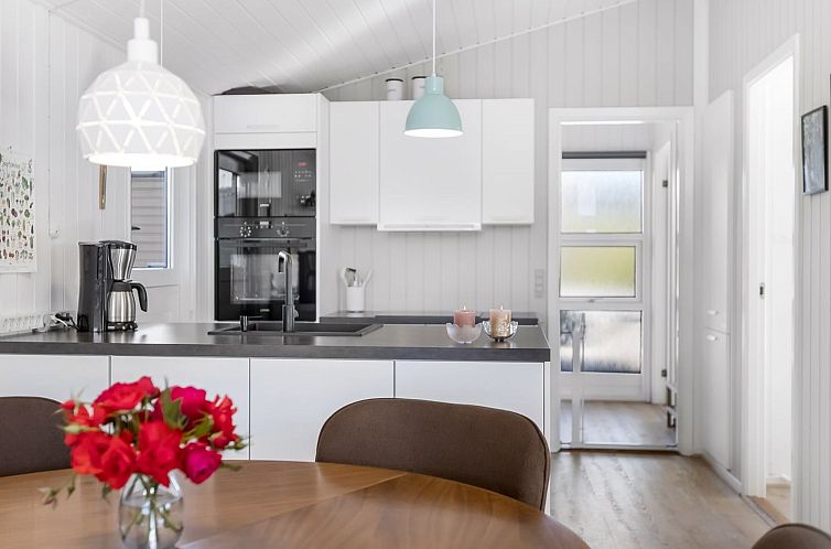 Vakantiehuis "Quanna" - 450m from the sea