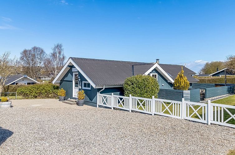 Vakantiehuis "Aika" - 450m from the sea