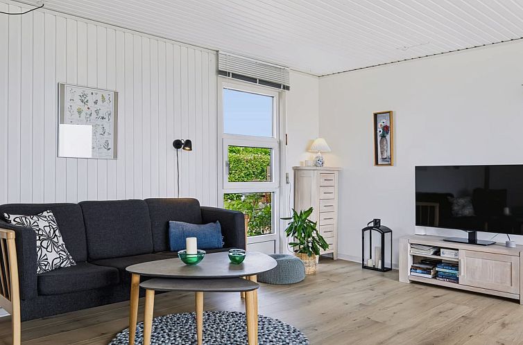 Vakantiehuis "Snioulf" - 800m from the sea