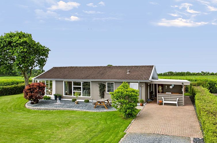 Vakantiehuis "Snioulf" - 800m from the sea