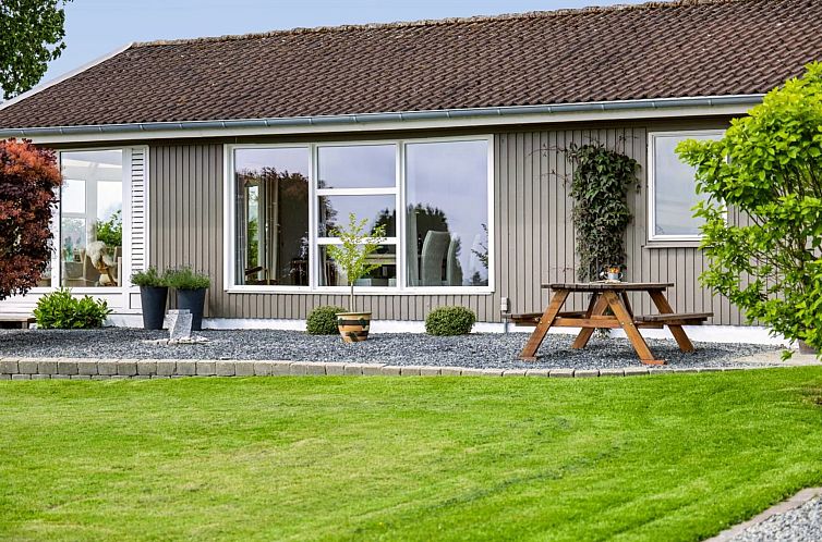 Vakantiehuis "Snioulf" - 800m from the sea