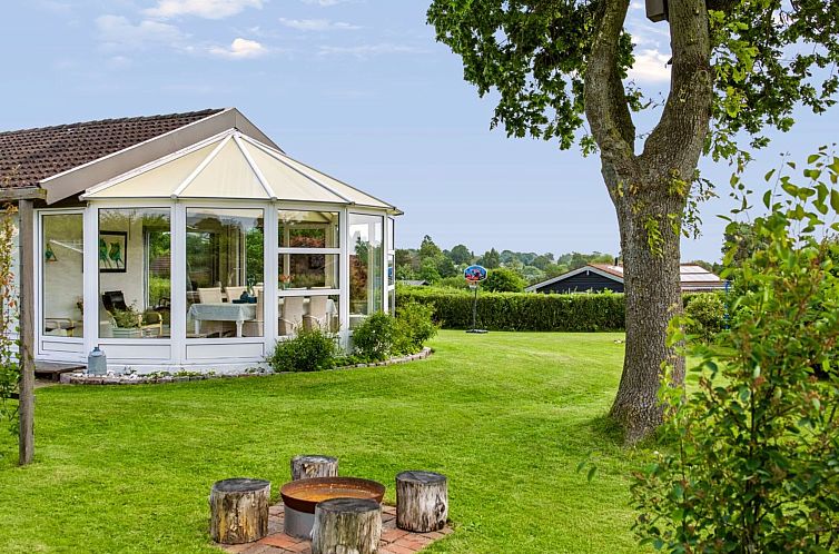 Vakantiehuis "Snioulf" - 800m from the sea