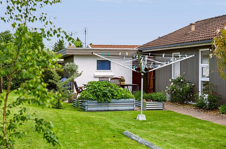 Vakantiehuis "Snioulf" - 800m from the sea