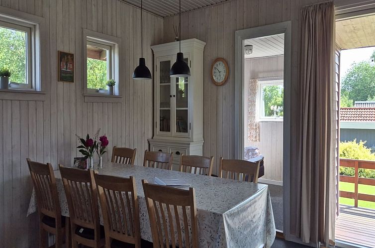 Vakantiehuis "Vinny" - 1km from the sea