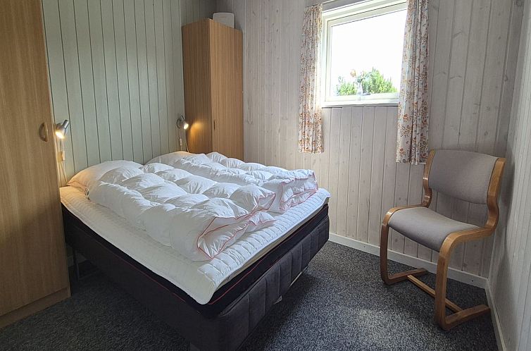 Vakantiehuis "Vinny" - 1km from the sea