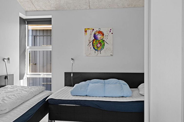 Vakantiehuis "Krum" - 300m from the sea