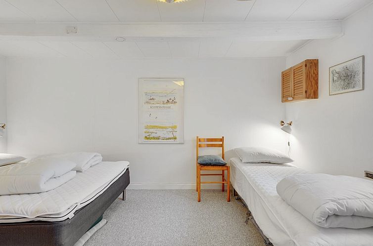 Vakantiehuis "Ilkka" - 220m from the sea