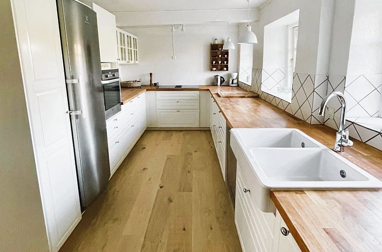 Vakantiehuis "Ilkka" - 220m from the sea