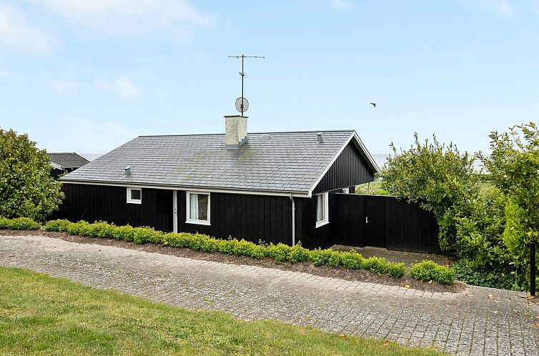 Vakantiehuis "Annalia" - 50m from the sea