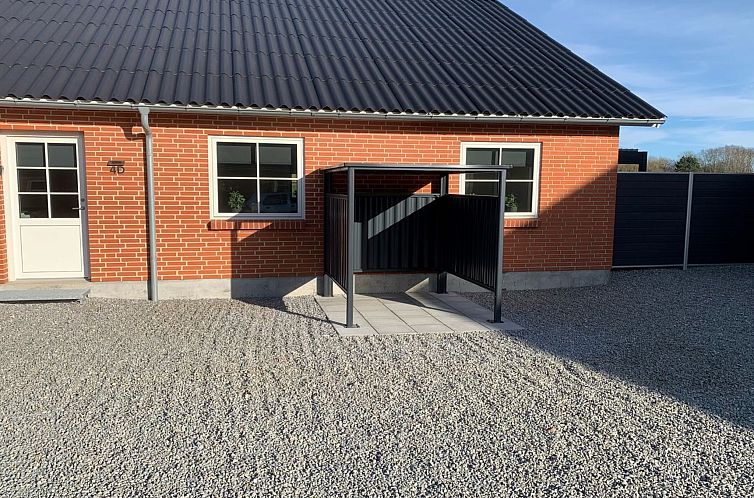 Vakantiehuis "Annalia" - 50m from the sea