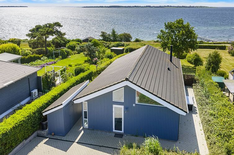 Guest house 0151106 - Holiday property Southern Denmark - Vakantiehuis "Ubavka" - 100m from the sea