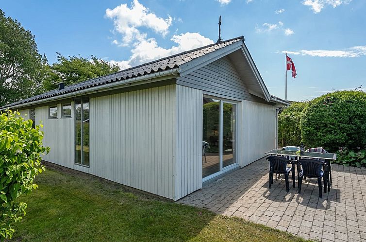 Vakantiehuis "Rise" - 250m from the sea