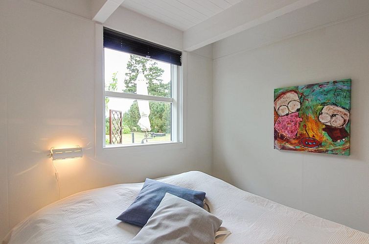 Vakantiehuis "Rise" - 250m from the sea