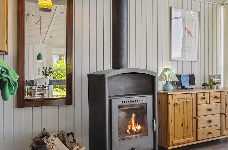 Vakantiehuis "Wrange" - 150m from the sea