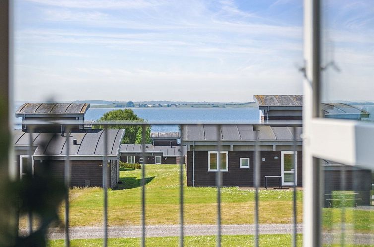 Vakantiehuis "Noreen" - 500m from the sea