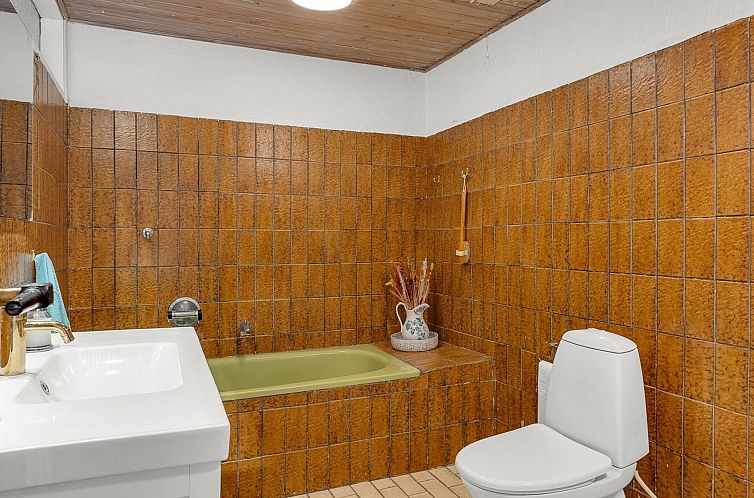 Vakantiehuis "Noreen" - 500m from the sea