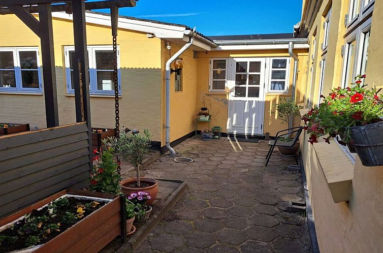 Vakantiehuis "Noreen" - 500m from the sea