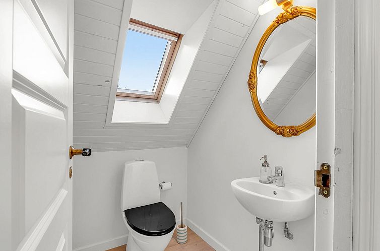 Vakantiehuis "Noreen" - 500m from the sea