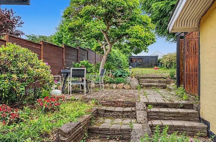 Vakantiehuis "Noreen" - 500m from the sea