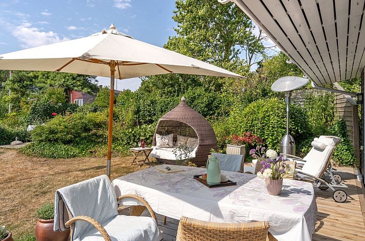 Vakantiehuis "Daike" - 25m from the sea