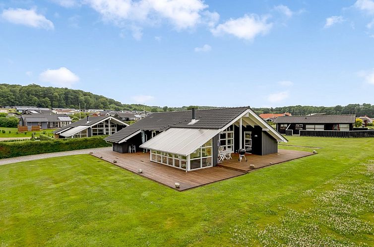 Verblijf 0151204 - Vakantiewoning Zuid-Denemarken - Vakantiehuis "Winald" - 150m from the sea